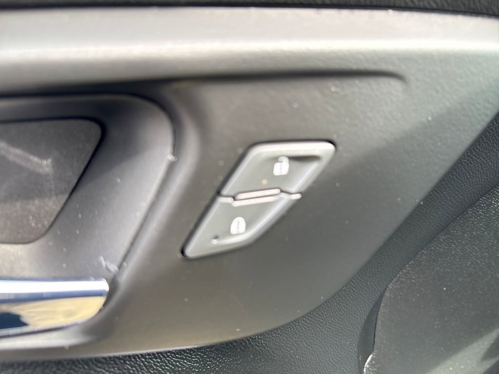 Used 2021 Chevrolet Malibu LS image 13