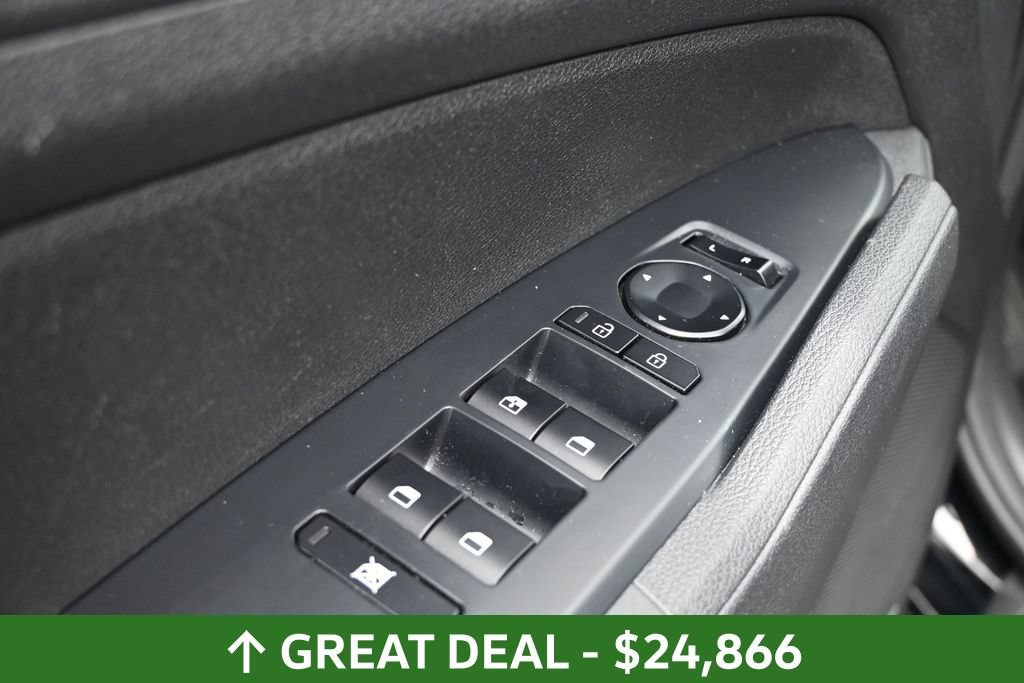 Used 2026 Kia Sportage LX FWD image 17