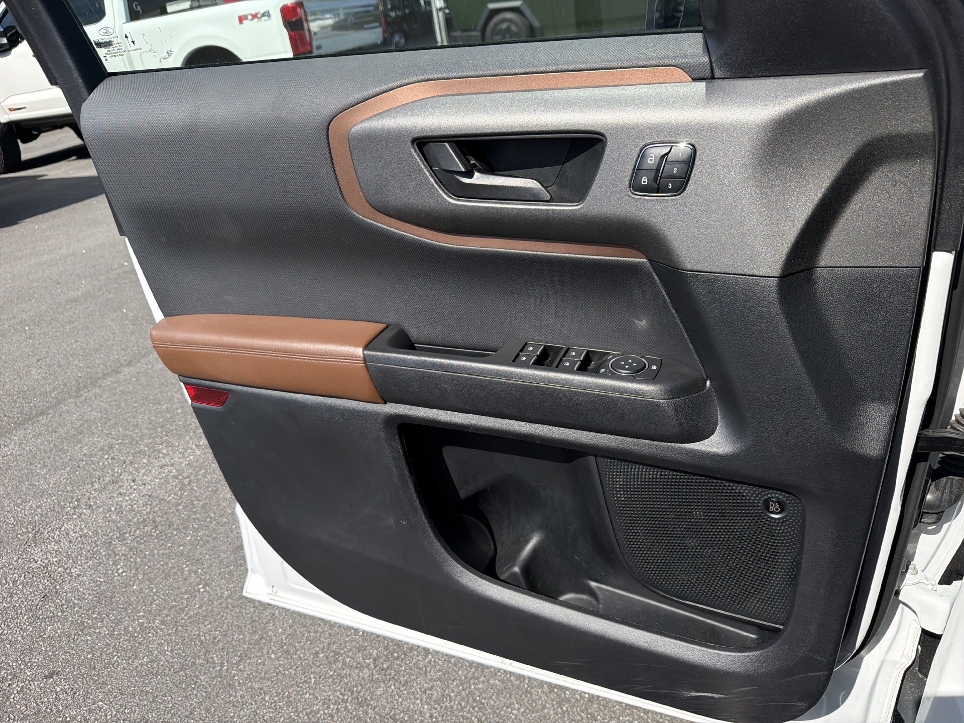 Used 2025 Ford Bronco Sport Outer Banks w/ Outer Banks Tech Package+ AWD/4WD image 12