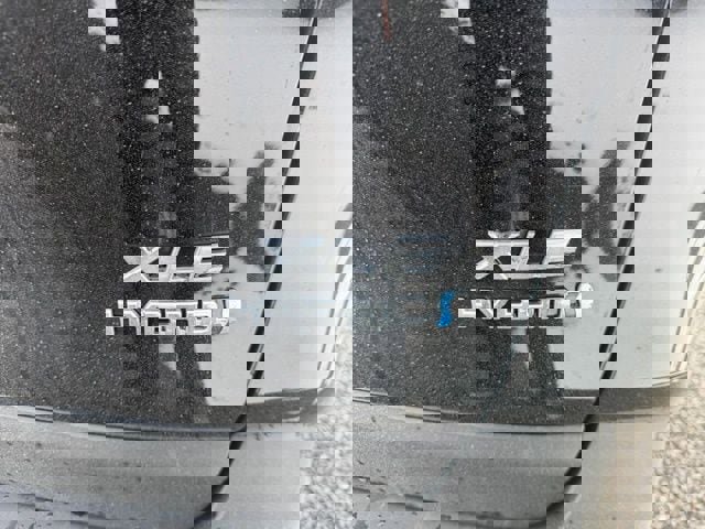 Used 2024 Toyota RAV4 XLE w/ Convenience Package image 23