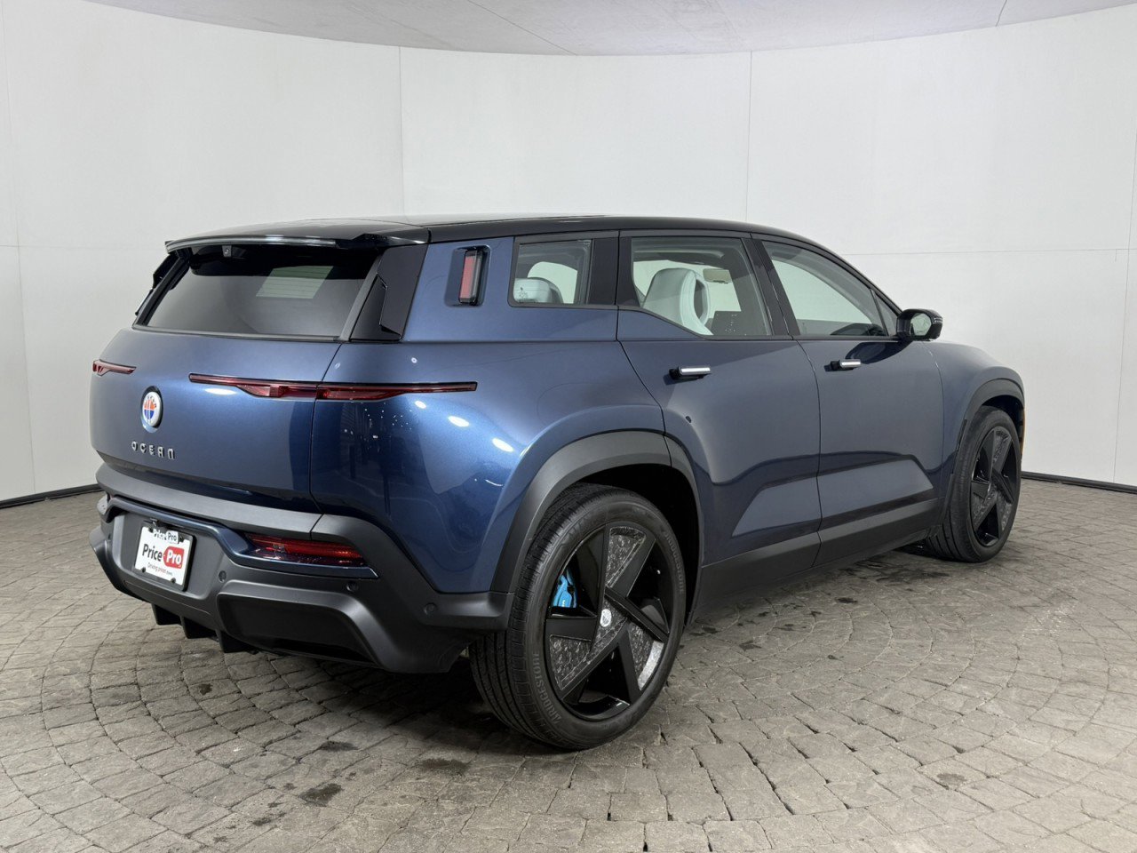 Used 2023 Fisker Ocean Extreme AWD/4WD image 9
