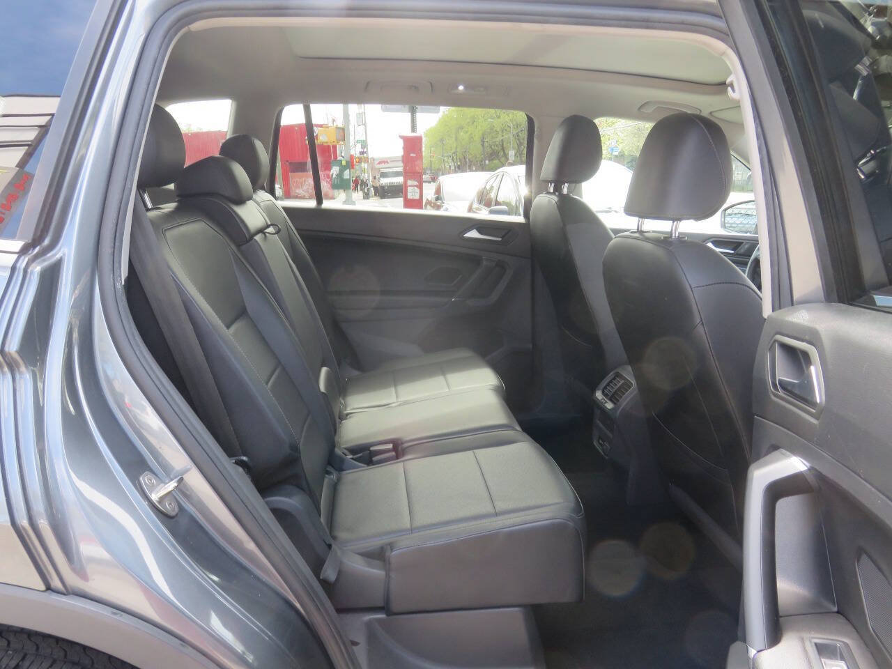 Used 2020 Volkswagen Tiguan S FWD image 20