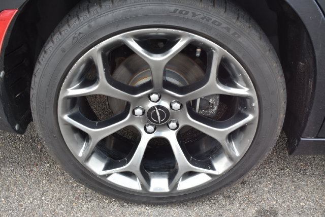 Used 2017 Chrysler 300 S RWD image 46