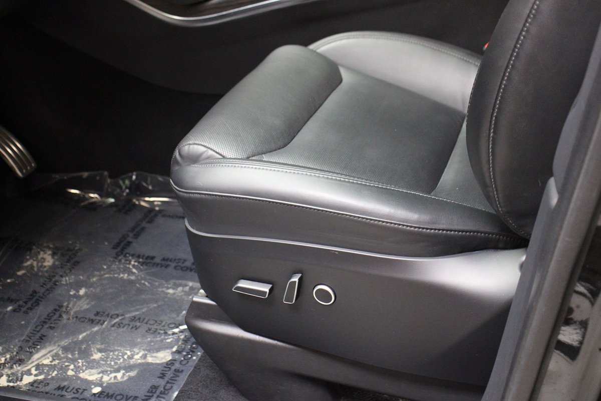Used 2022 Tesla Model X 5 Seater AWD image 42