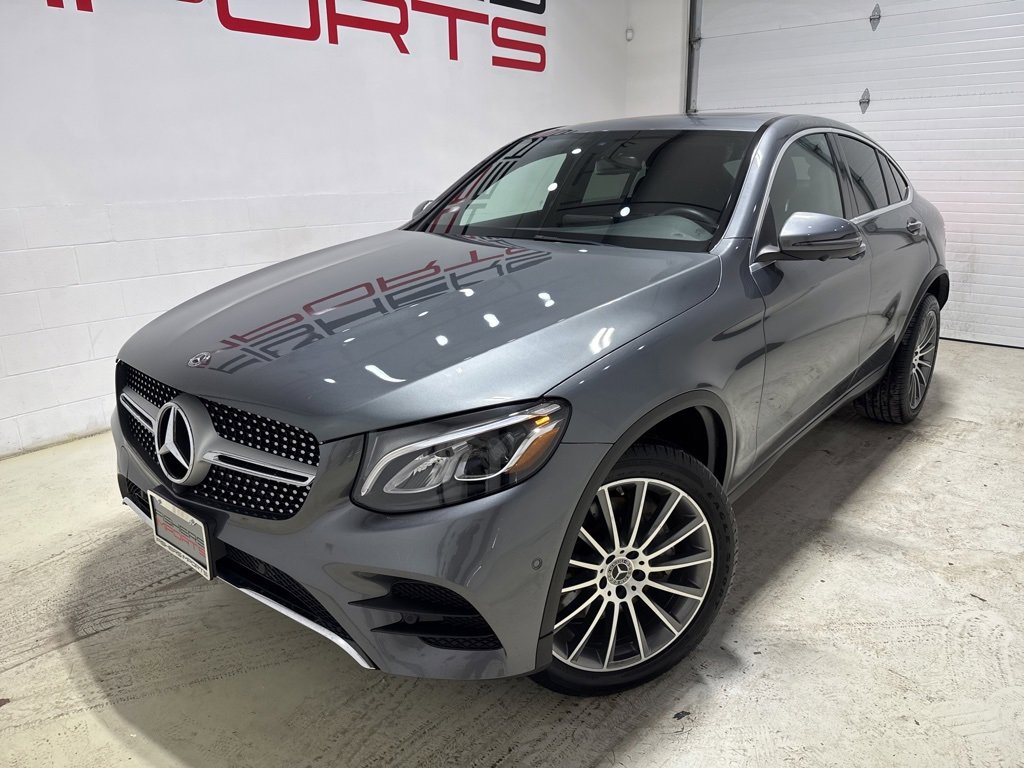 Used 2019 Mercedes-Benz GLC 300 4MATIC Coupe image 2