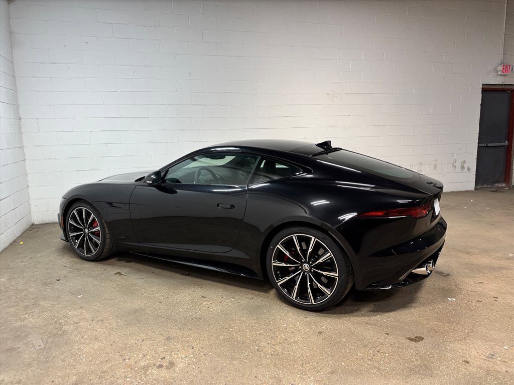 New 2024 Jaguar F-TYPE R image 10