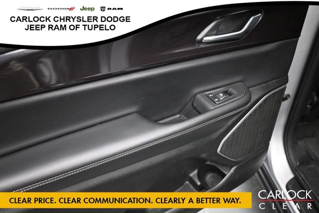 Used 2022 Jeep Grand Cherokee L Laredo w/ Luxury Tech Group I AWD/4WD image 28