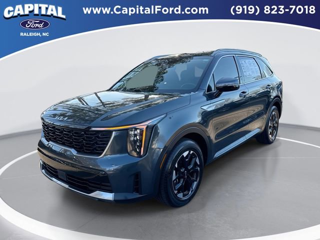 Used 2024 Kia Sorento S image 1