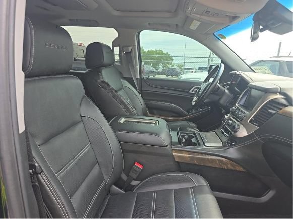 Used 2018 GMC Yukon Denali w/ Open Road Package AWD/4WD image 4