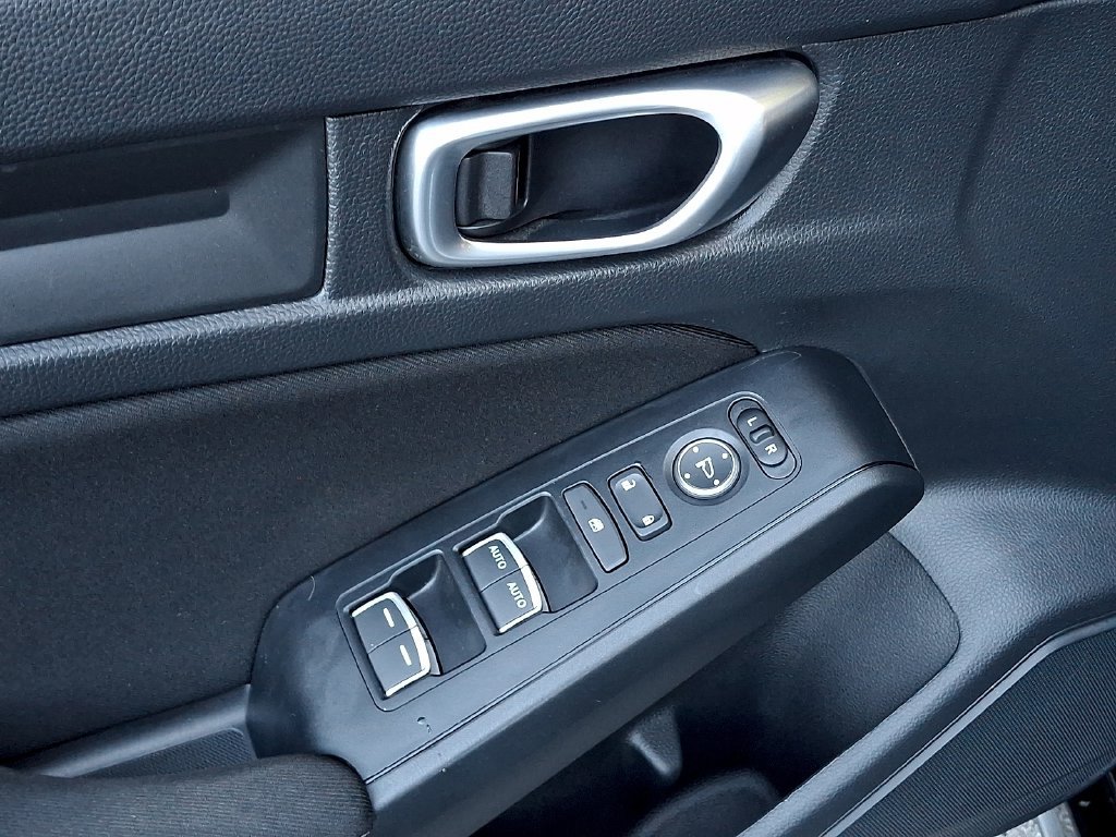 Used 2024 Honda Civic LX image 11