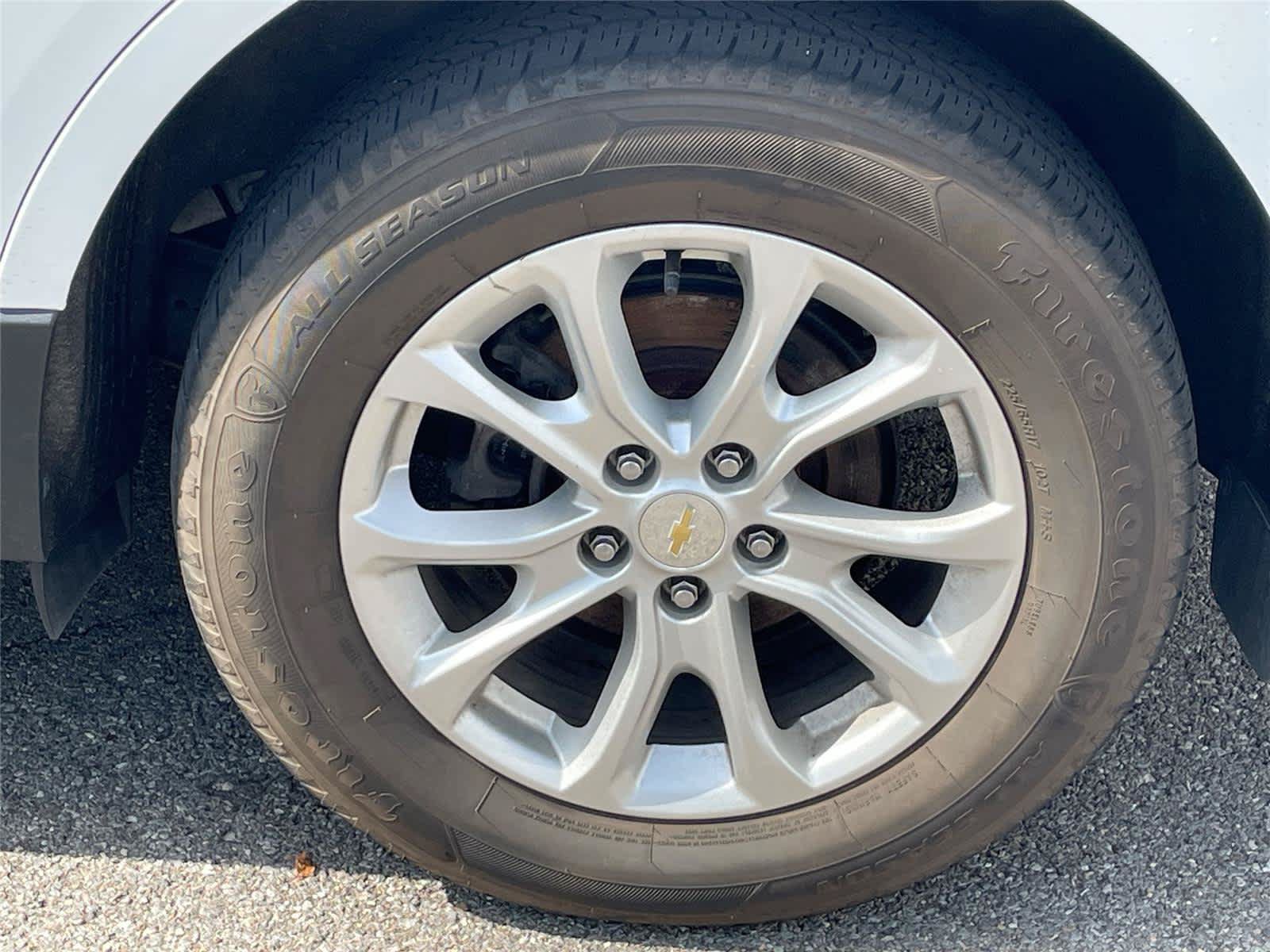 Used 2018 Chevrolet Equinox LT AWD/4WD image 11