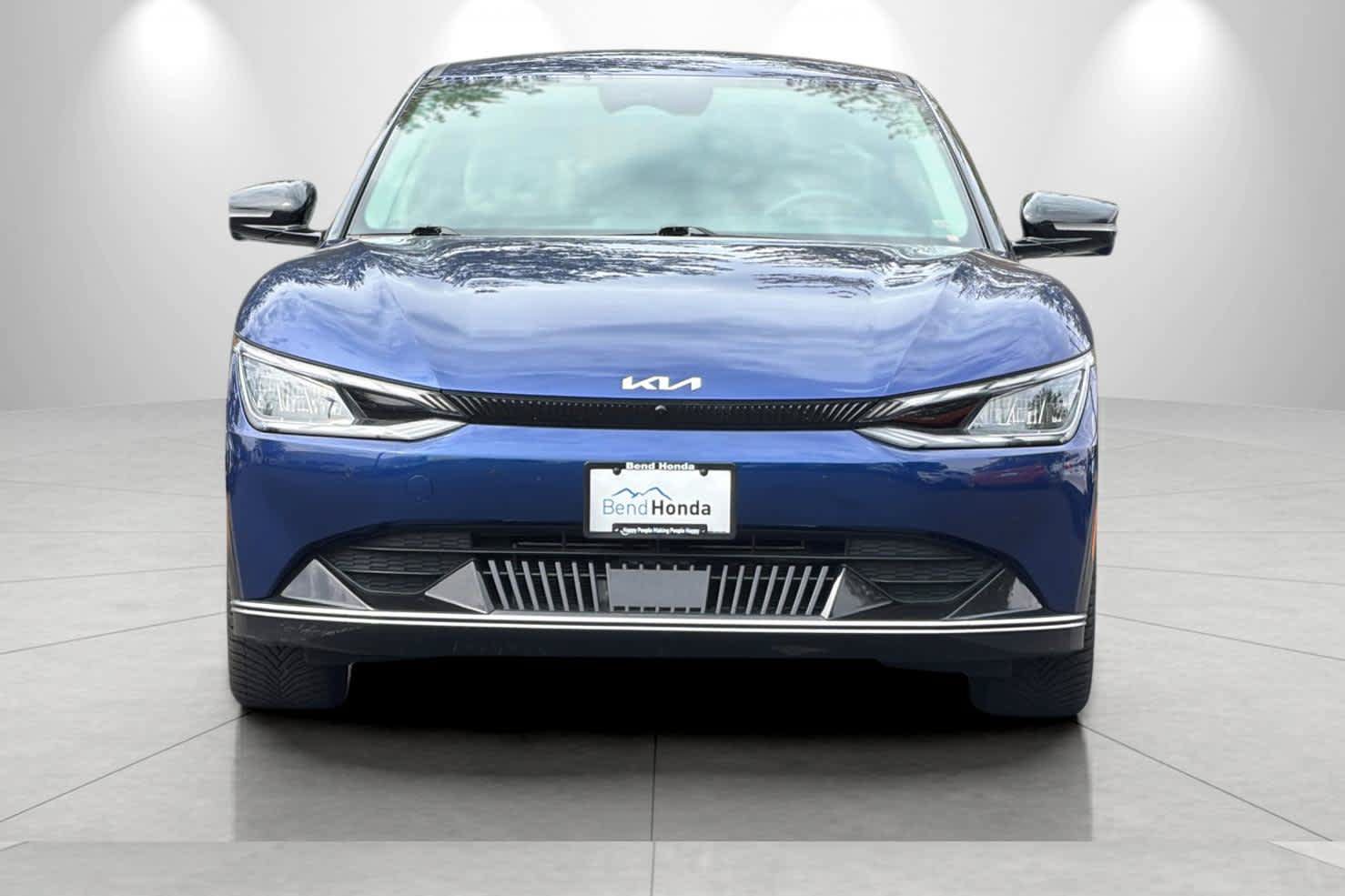 Used 2022 Kia EV6 Wind w/ Wind Technology Package AWD/4WD image 10