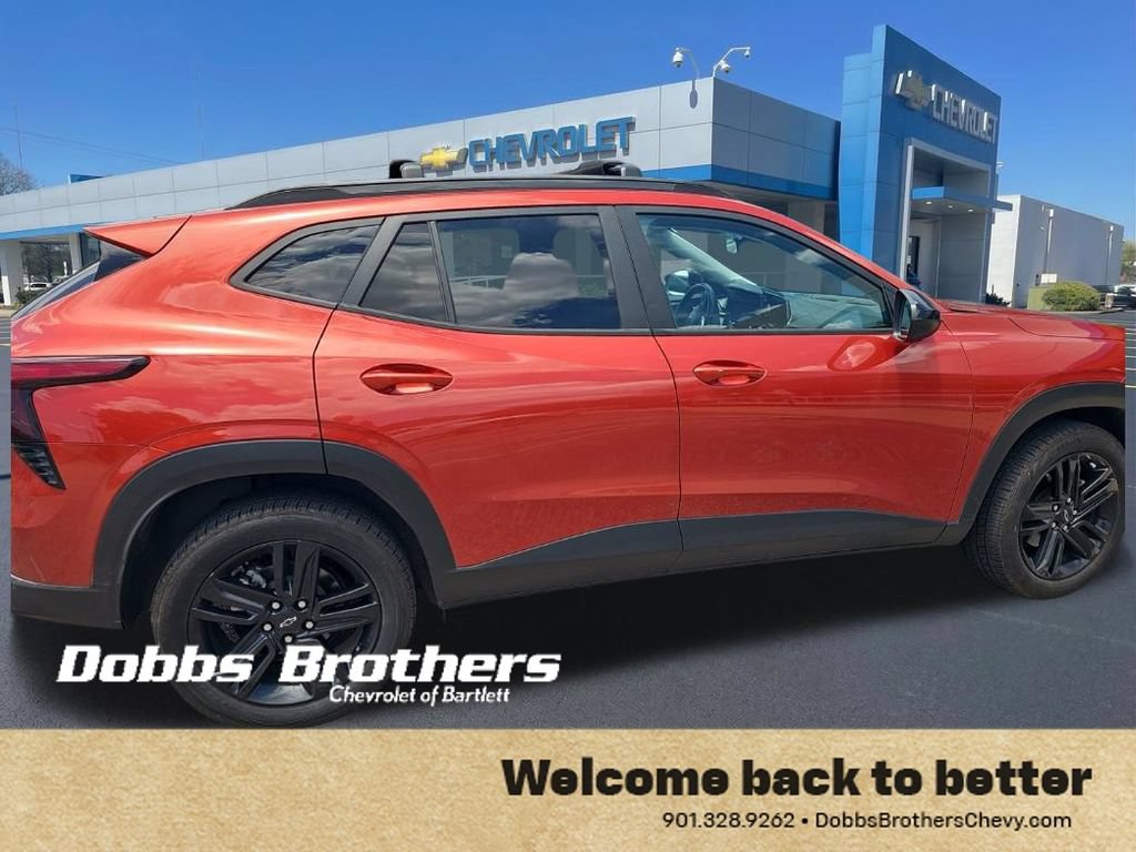 Used 2024 Chevrolet Trax ACTIV w/ Sunroof Package FWD image 6