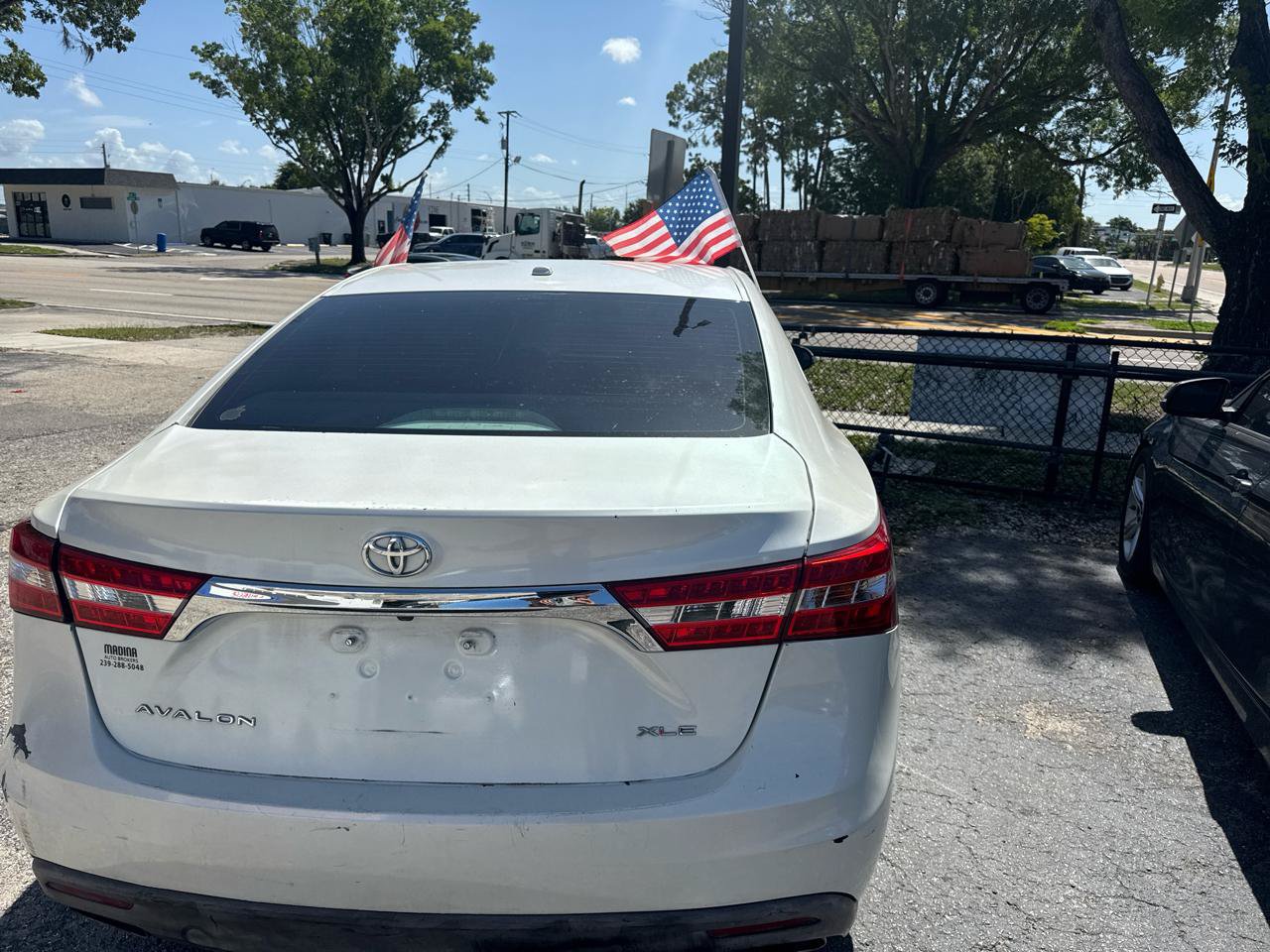 Used 2015 Toyota Avalon XLE FWD image 6