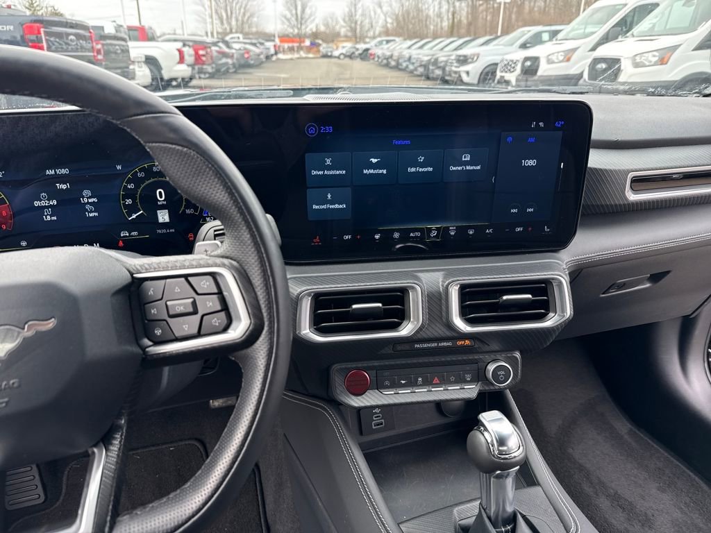 Used 2025 Ford Mustang GT Premium image 30