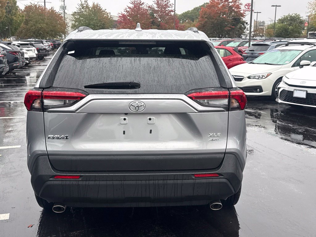 Certified 2025 Toyota RAV4 XLE w/ Convenience Package AWD/4WD image 6