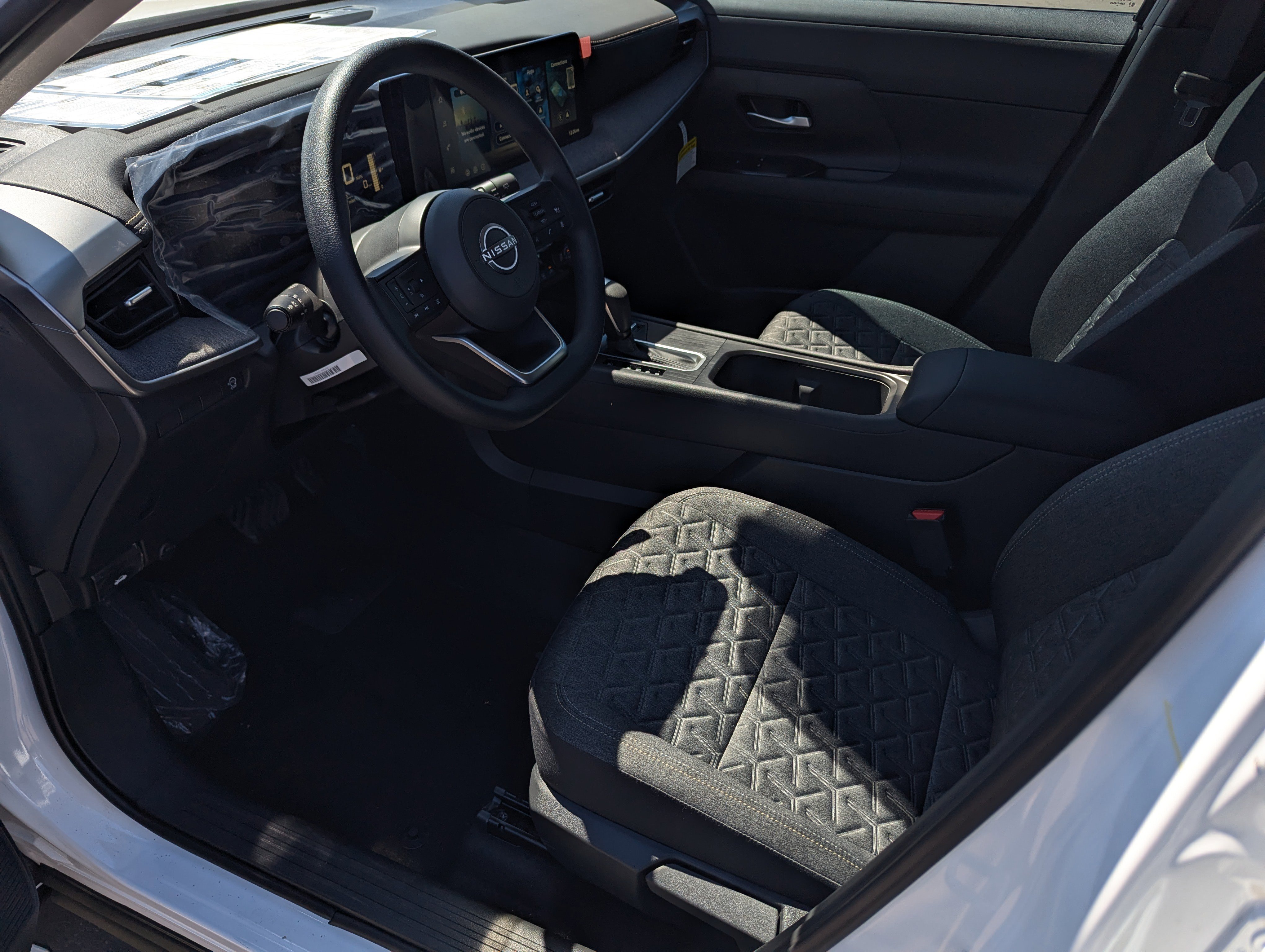 New 2026 Nissan Kicks SV image 9