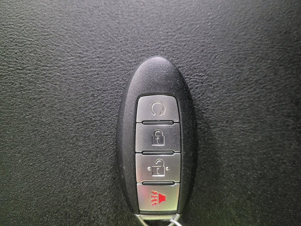 Used 2019 Nissan Pathfinder SL image 32