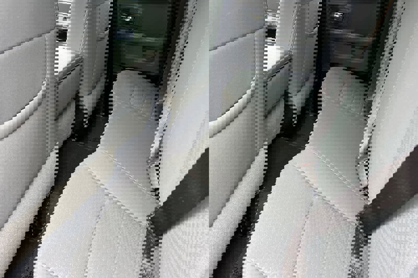 Used 2013 RAM 1500 Classic SLT w/ Remote Start & Security Group image 5