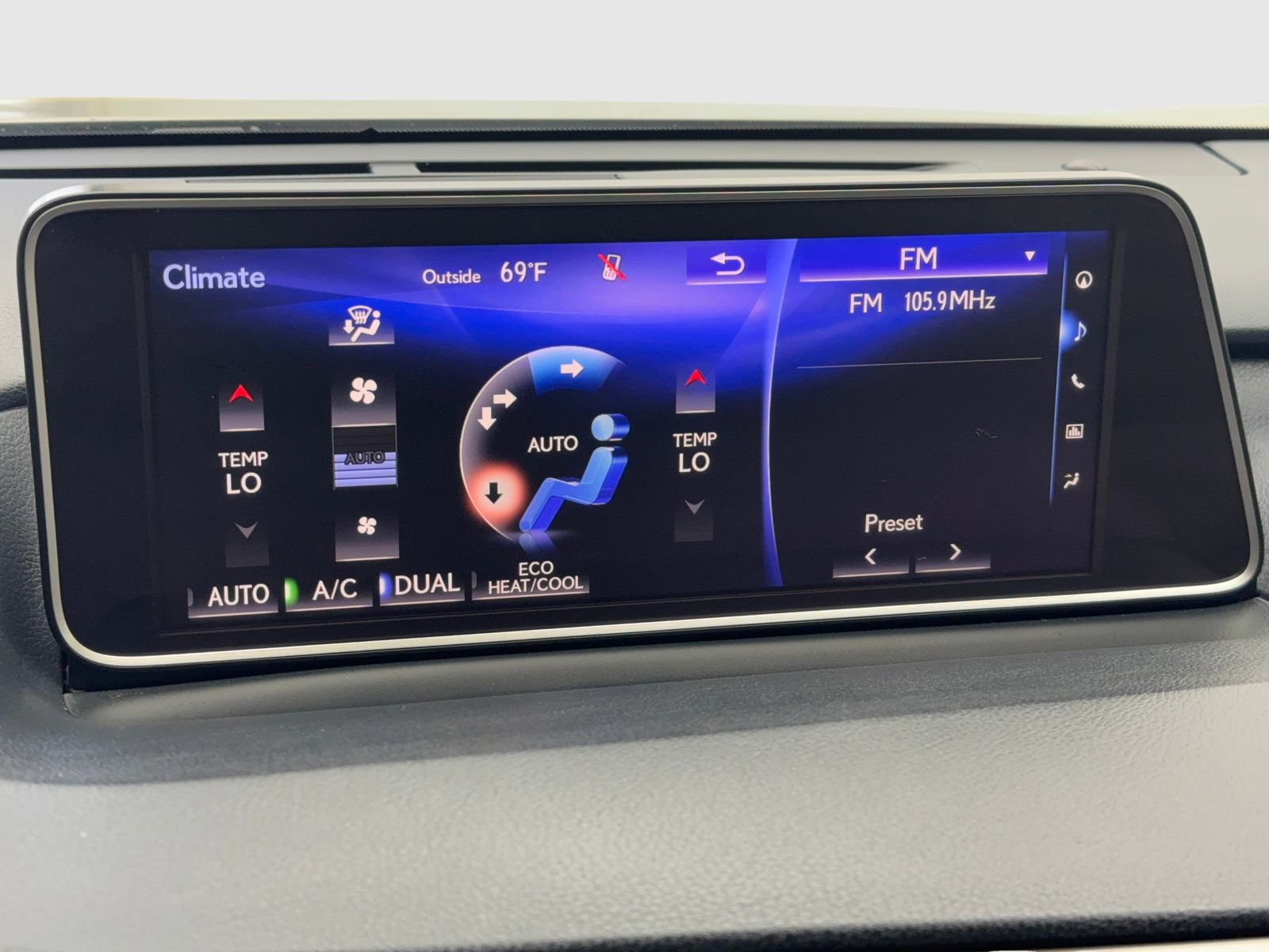 Used 2017 Lexus RX 350 AWD w/ Premium Package image 29