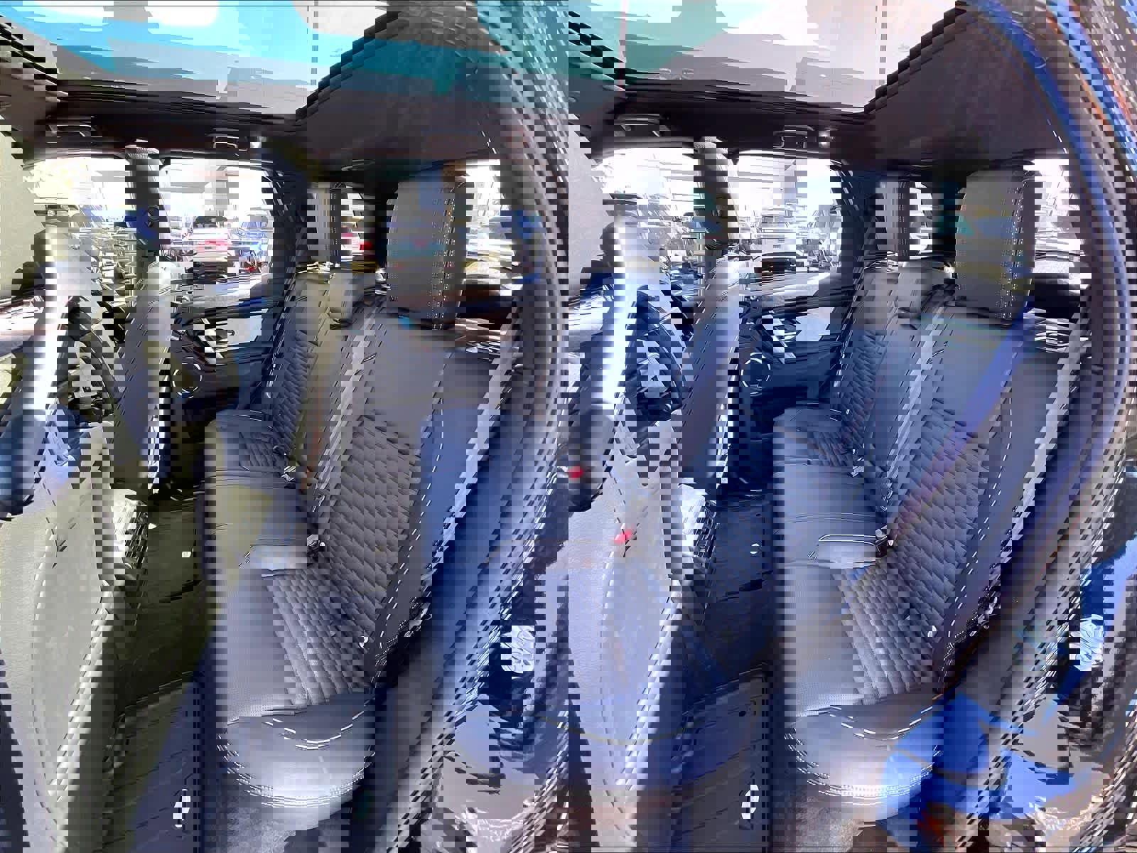 Used 2025 Land Rover Discovery Sport Dynamic SE AWD/4WD image 28