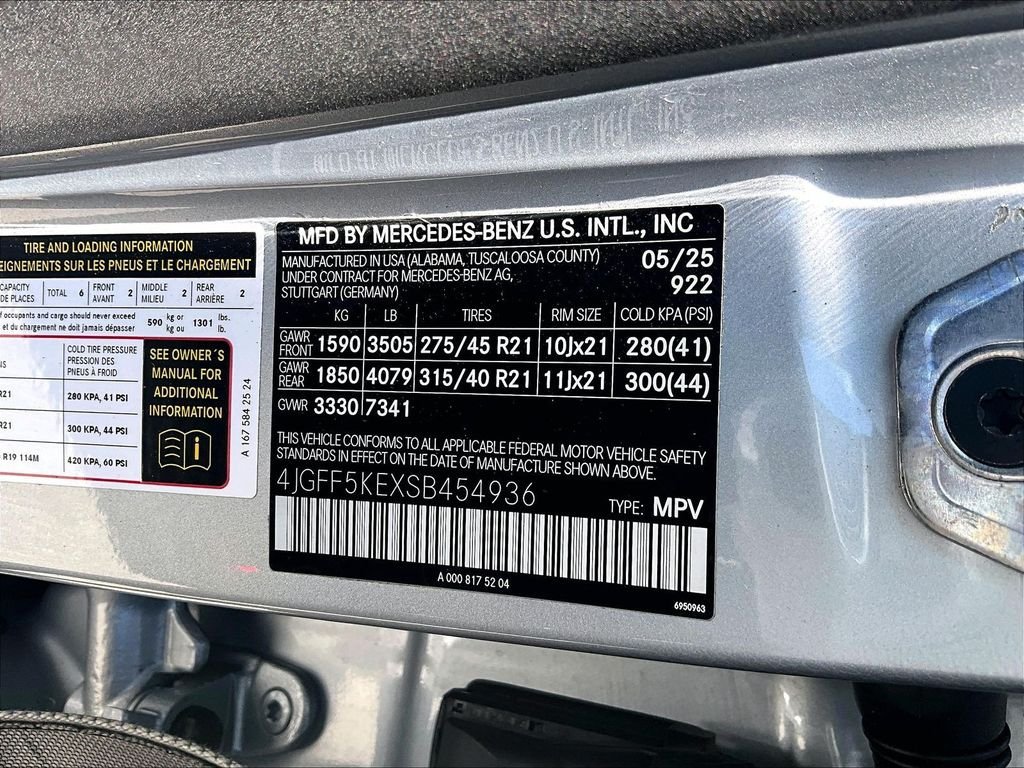 Used 2025 Mercedes-Benz GLS 450 4MATIC image 37