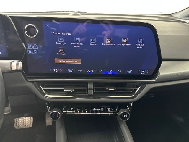 Used 2024 Chevrolet Equinox EV RS image 21