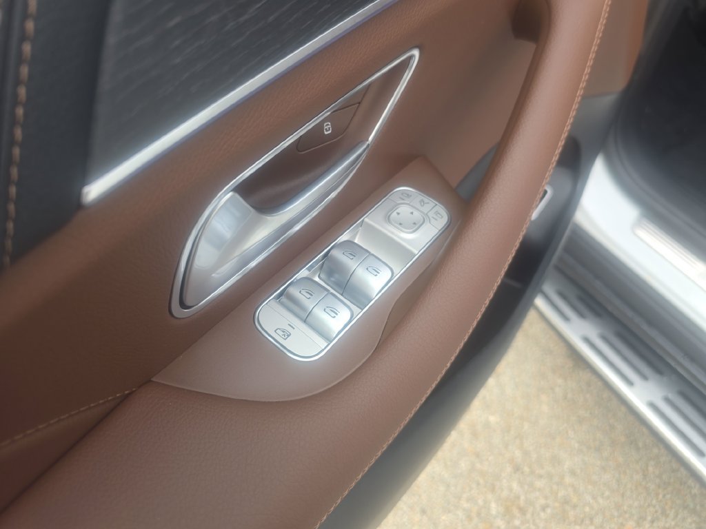 New 2026 Mercedes-Benz GLE 450 4MATIC image 11