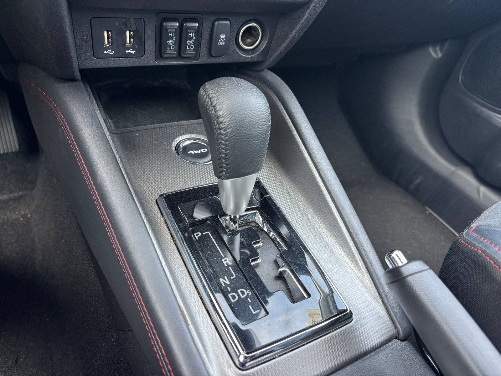 Used 2025 Mitsubishi Outlander Sport LE AWD/4WD image 6