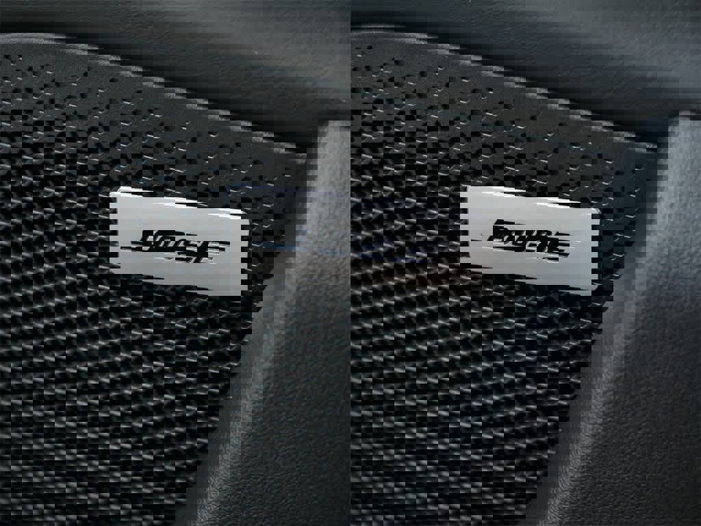 Used 2020 Porsche Taycan Turbo image 17