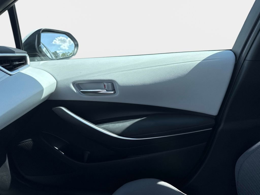 Used 2023 Toyota Corolla SE image 20