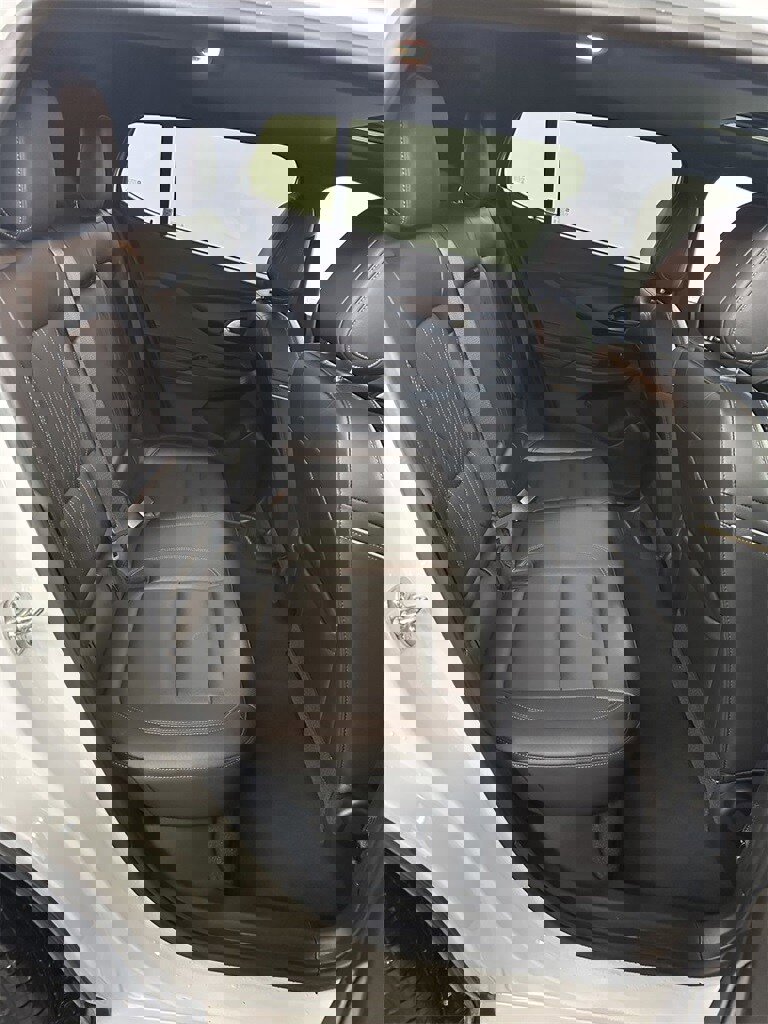 Used 2025 Buick Envista Avenir image 30