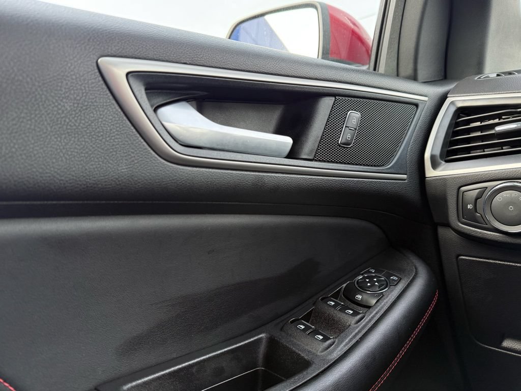 Used 2024 Ford Edge ST-Line AWD/4WD image 11