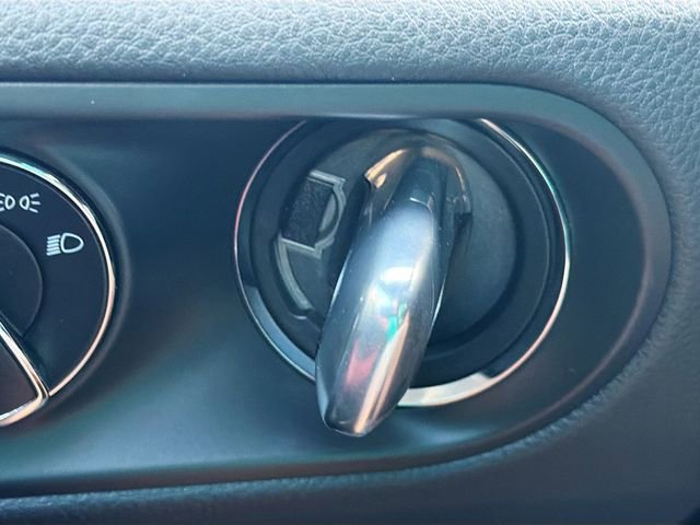 Used 2024 Porsche Macan S image 35