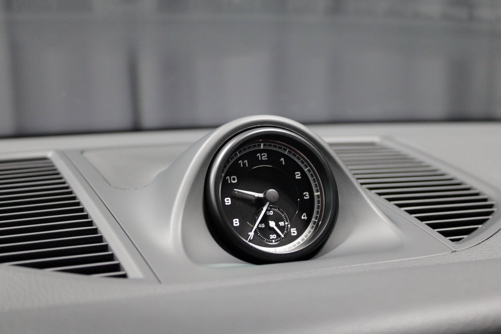 New 2026 Porsche Macan image 34