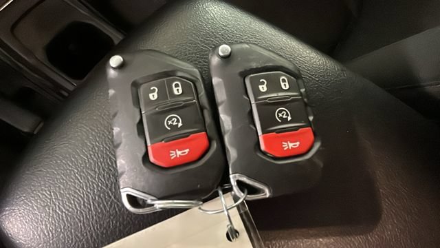 Used 2023 Jeep Wrangler Unlimited w/ Cold Weather Group AWD/4WD image 20
