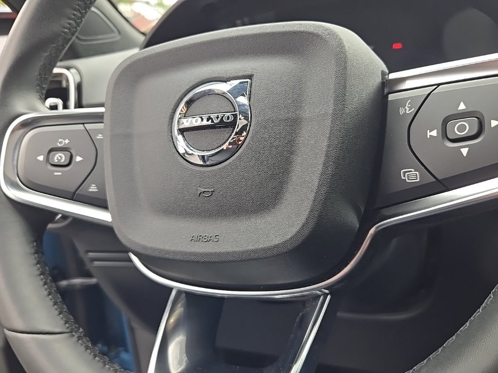 Certified 2023 Volvo C40 P8 Recharge Plus AWD/4WD image 20