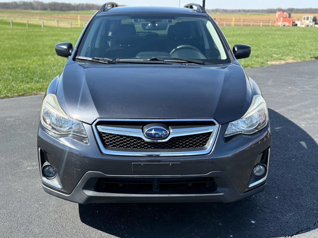 Used 2017 Subaru Crosstrek 2.0i Premium AWD/4WD image 2