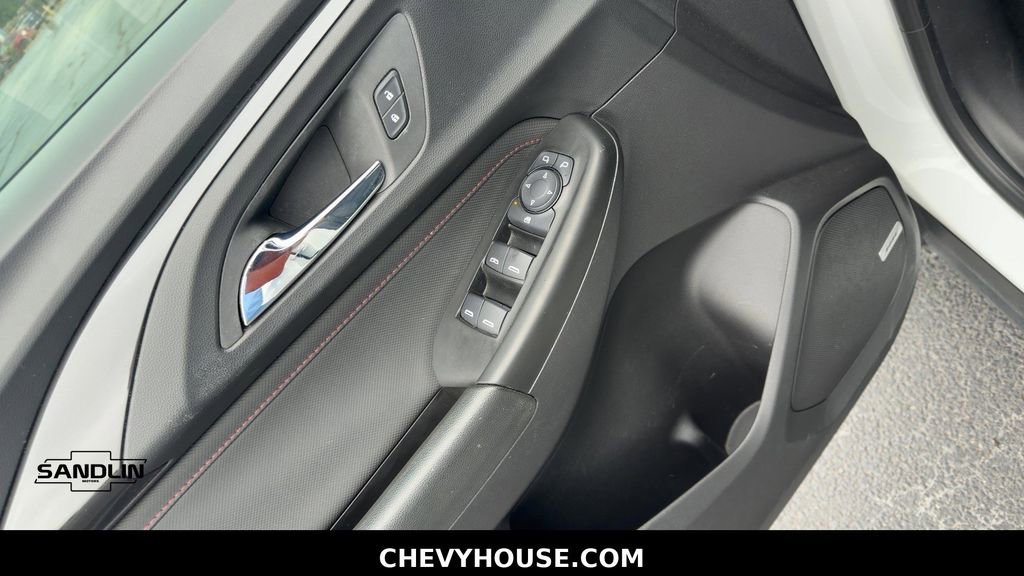Used 2021 Chevrolet TrailBlazer RS w/ Technology Package FWD image 14