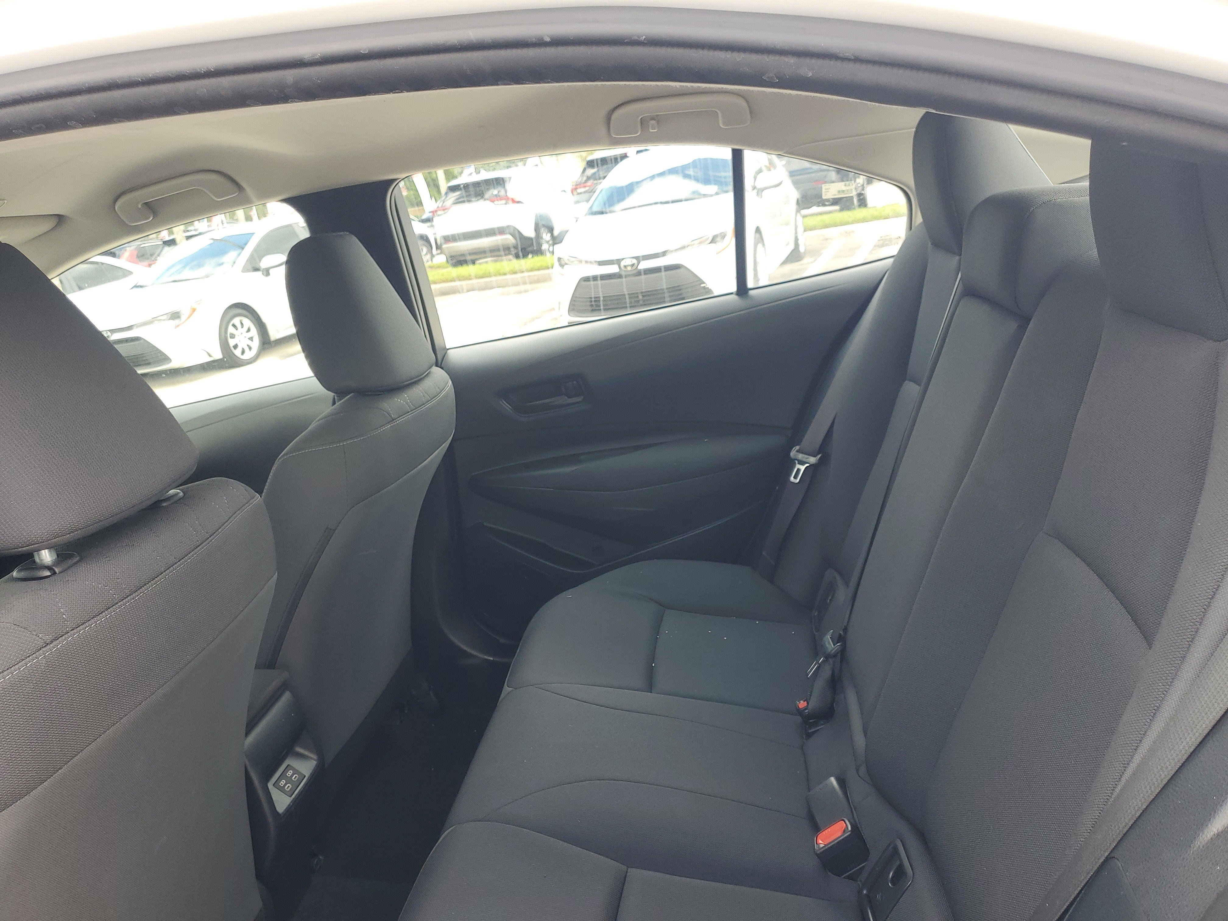 Used 2023 Toyota Corolla LE image 11