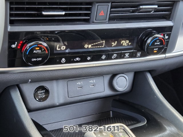 Used 2026 Nissan Rogue SV w/ SV Premium Package FWD image 25