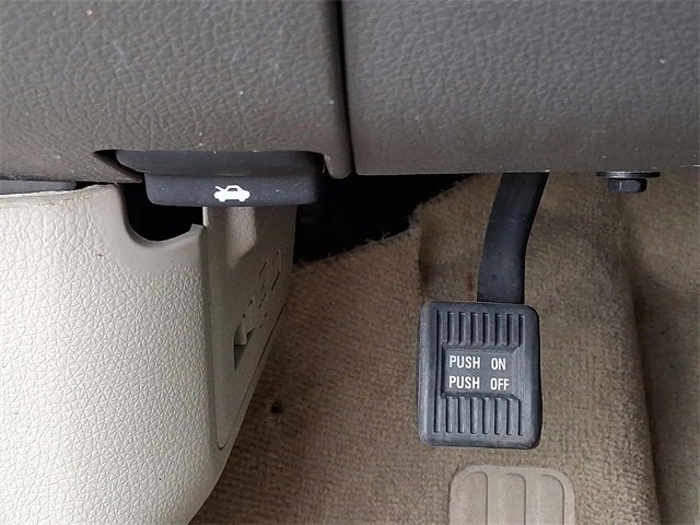 Used 2009 Ford Edge SE image 26