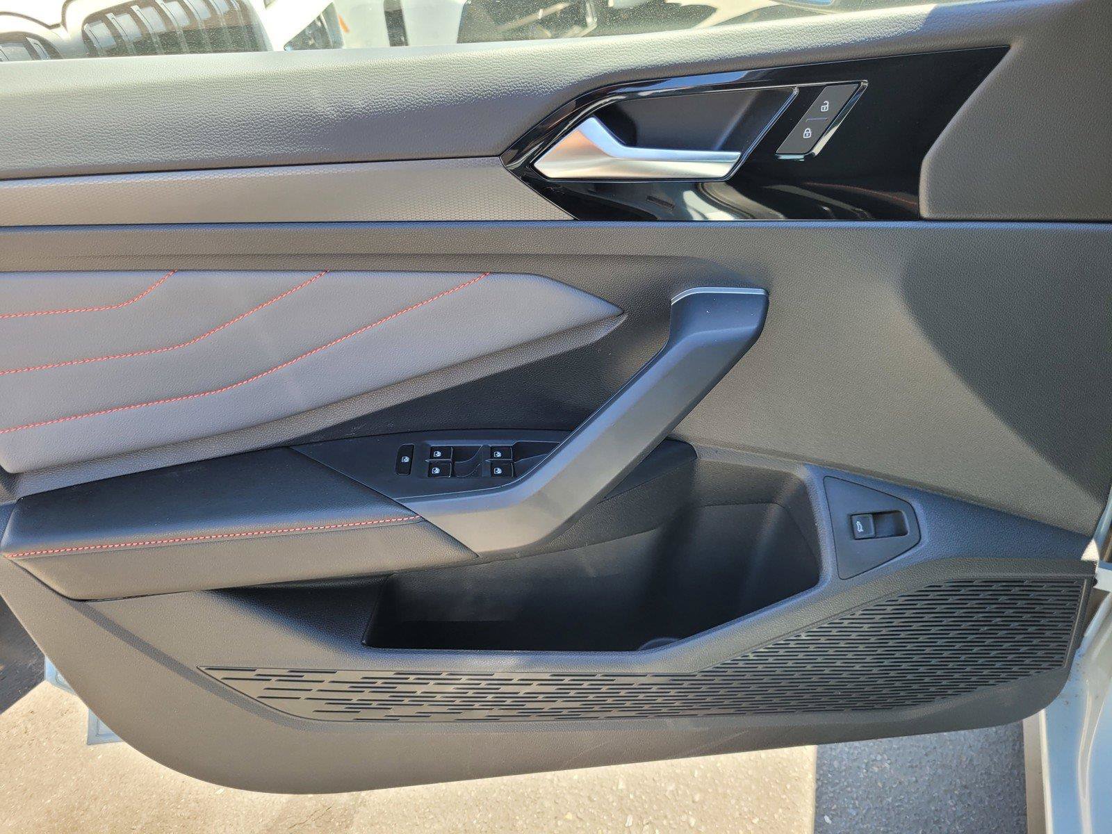 New 2026 Volkswagen Jetta GLI Autobahn FWD image 17