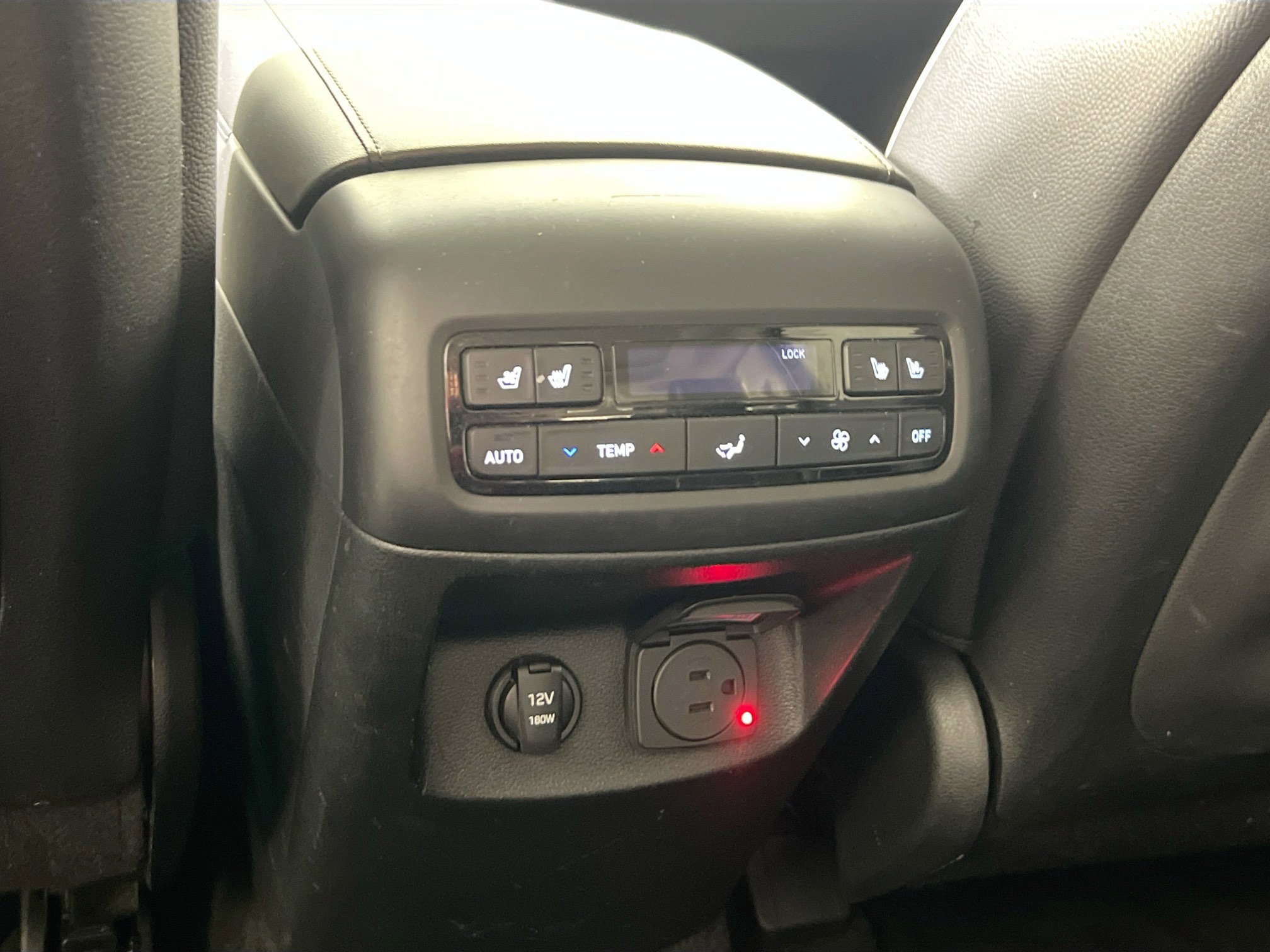 Used 2023 Hyundai Palisade Limited AWD/4WD image 27