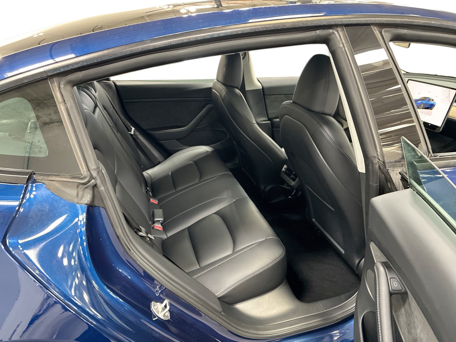Certified 2023 Tesla Model 3 Standard Range RWD image 11