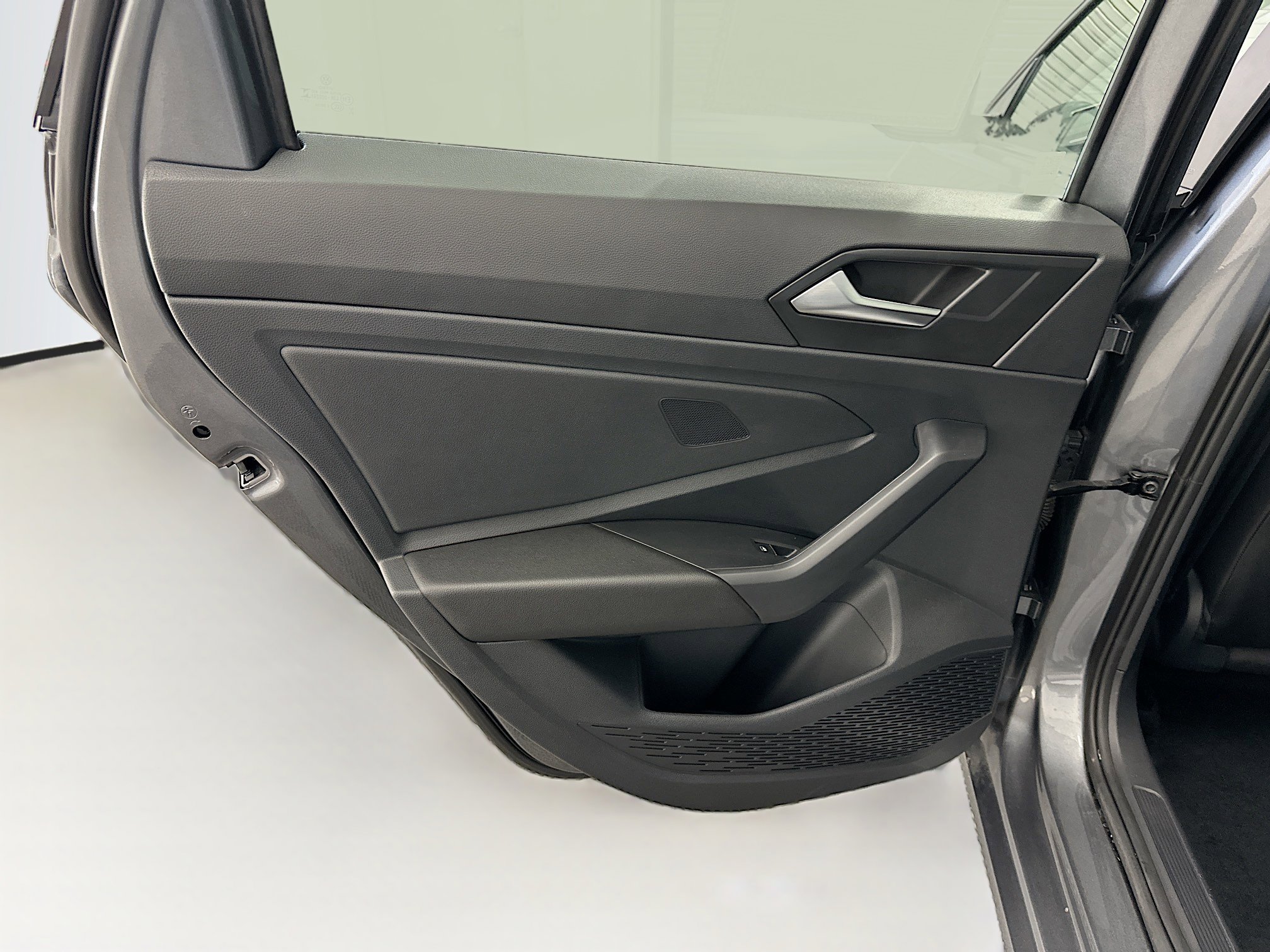 Used 2024 Volkswagen Jetta SE image 26