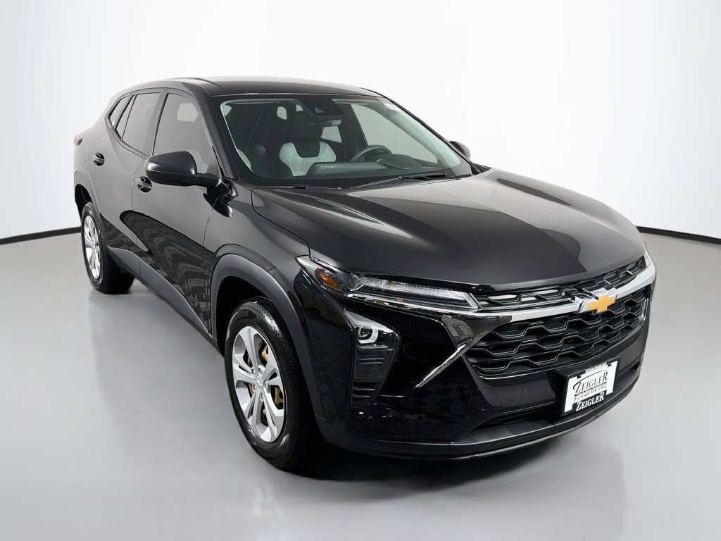 Used 2024 Chevrolet Trax LS
