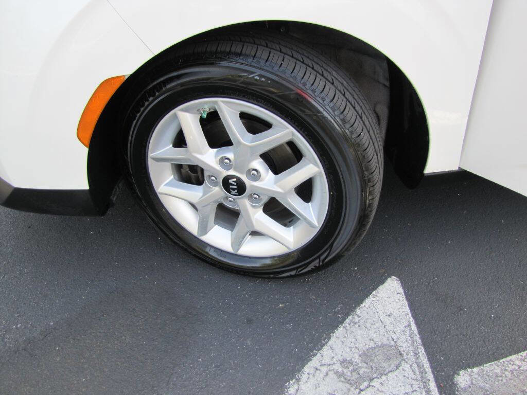 Used 2021 Kia Soul S FWD image 27