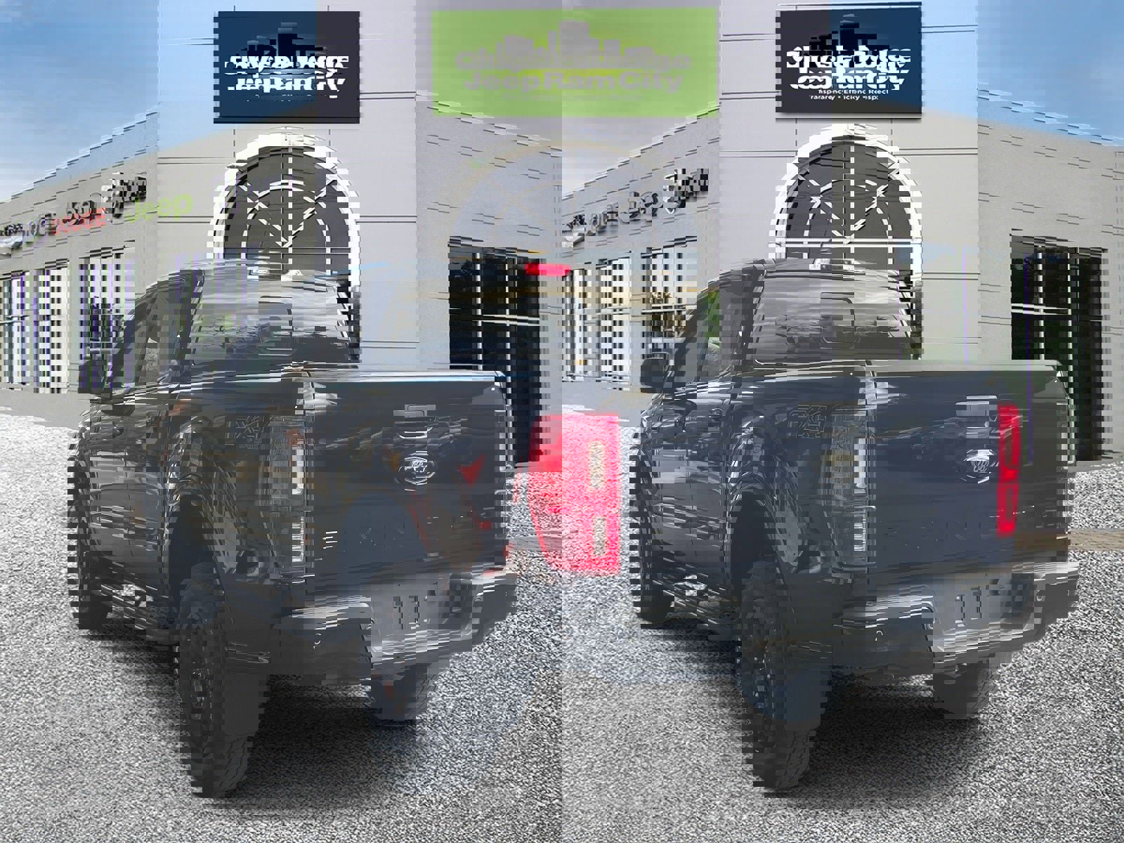 Used 2022 Ford Ranger Lariat w/ Equipment Group 501A High image 8