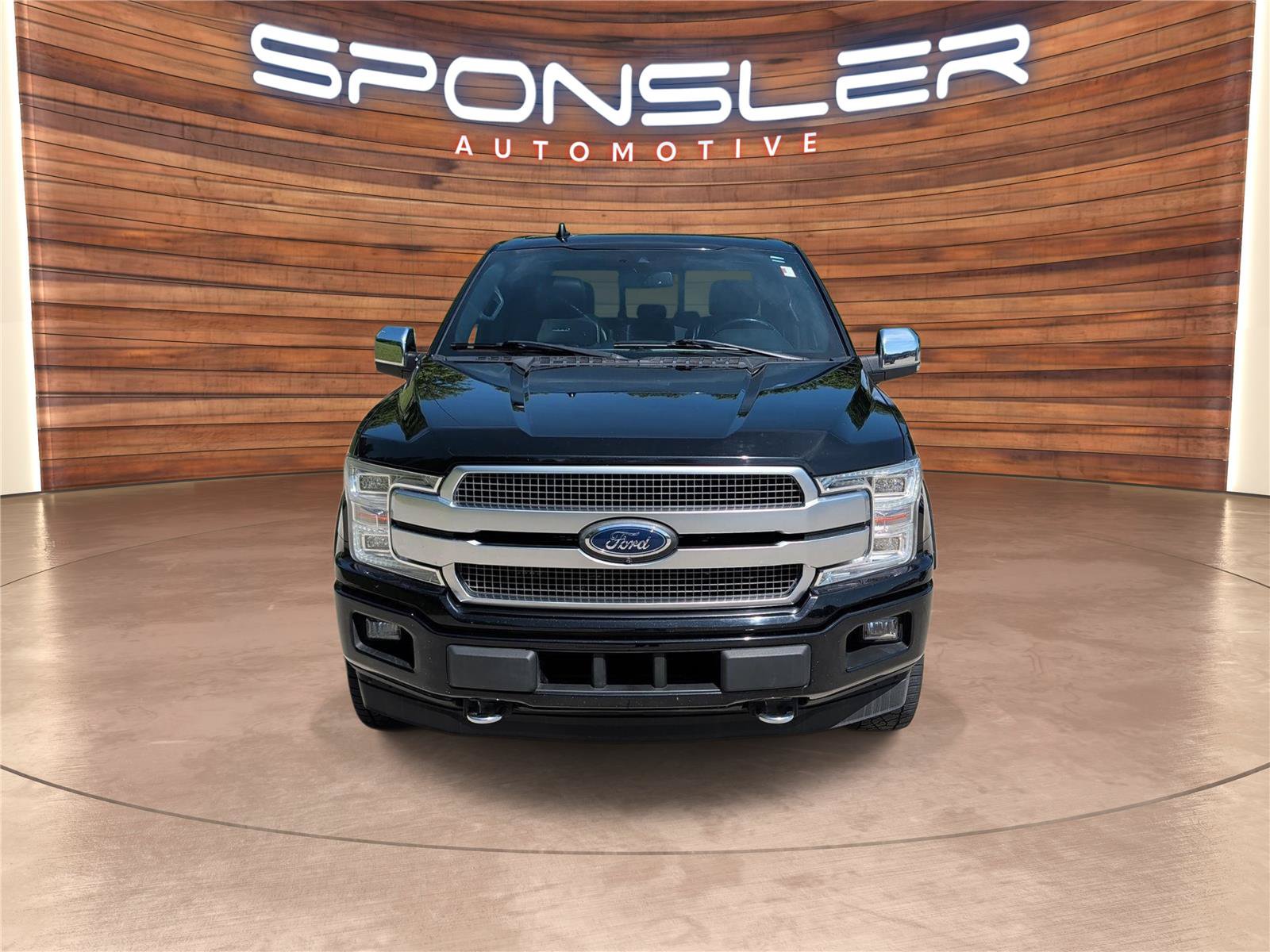 Used 2019 Ford F150 Platinum w/ Equipment Group 701A Luxury AWD/4WD image 10